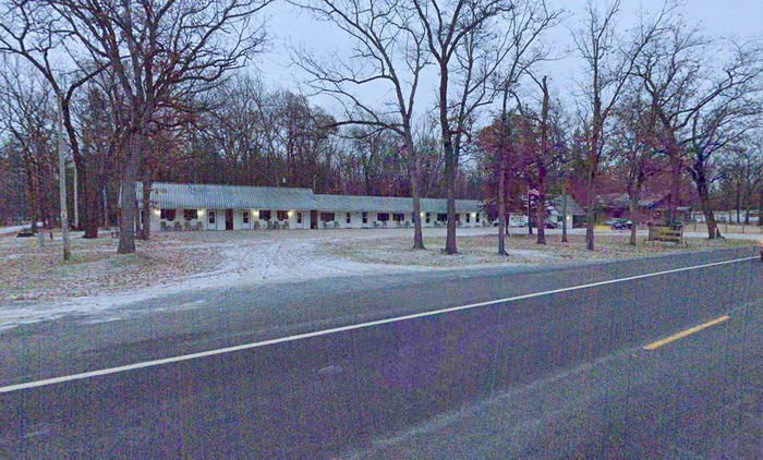 Day Star Motel at Wolf Lake (Wolf Lake Motel) - Now Day Star Motel (newer photo)